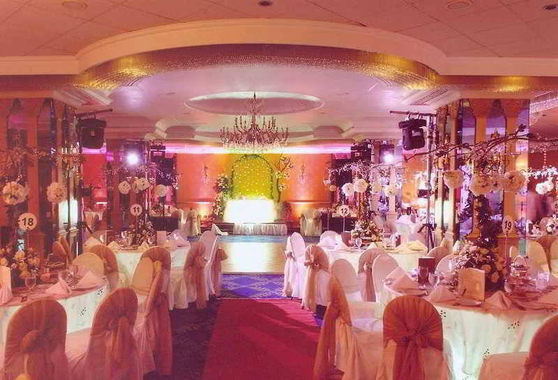 Le Commodore Hotel Бейрут Экстерьер фото