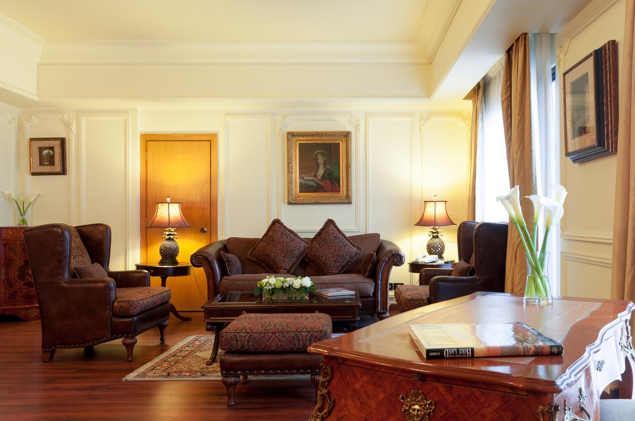 Le Commodore Hotel Бейрут Экстерьер фото