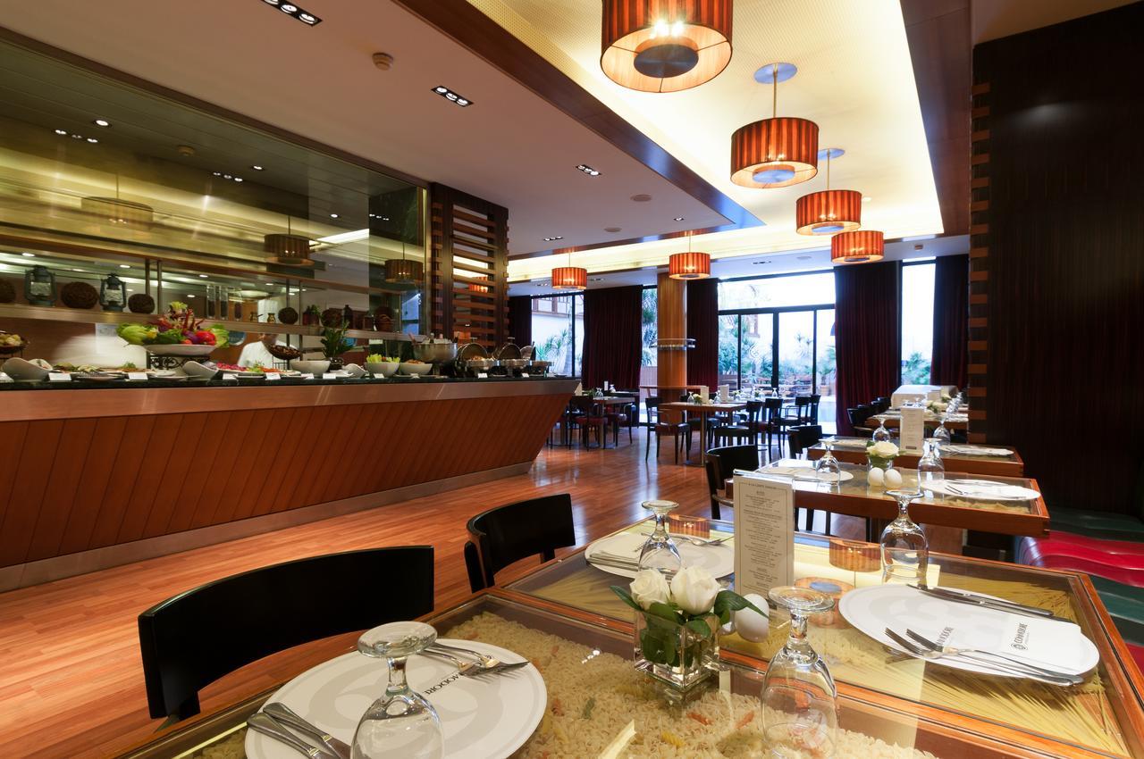 Le Commodore Hotel Бейрут Экстерьер фото